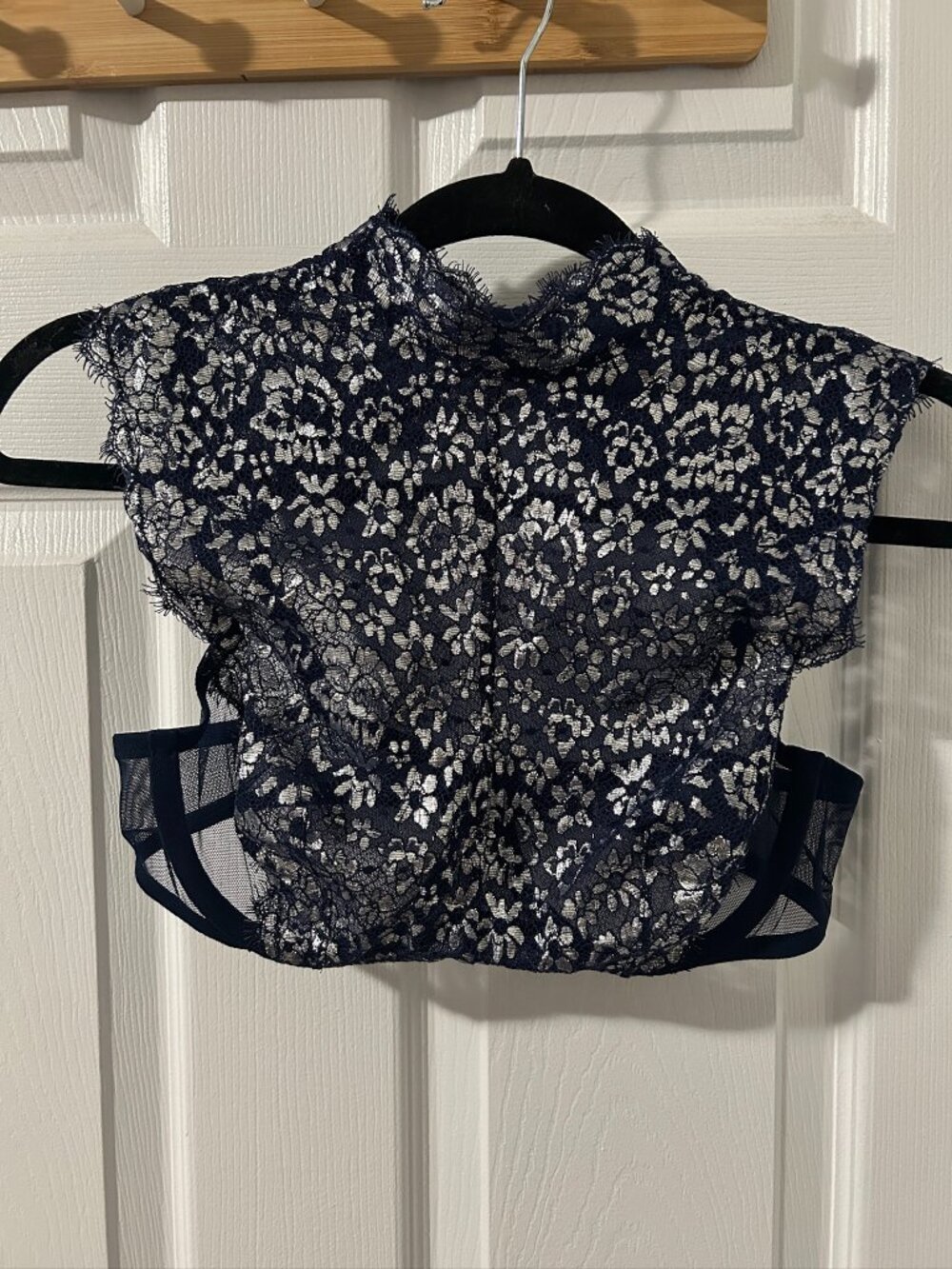 Victoria's Secret Dream Angels Unlined Demi Lace Bralette - Size 32B